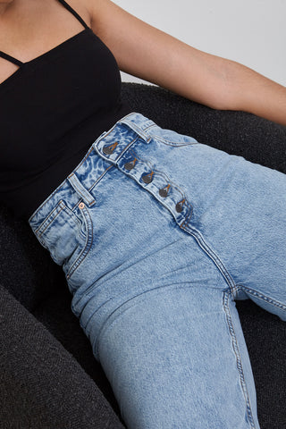 Bonnie - Archive - Decade Studio