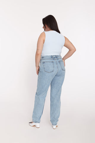 Bonnie Taper Sample